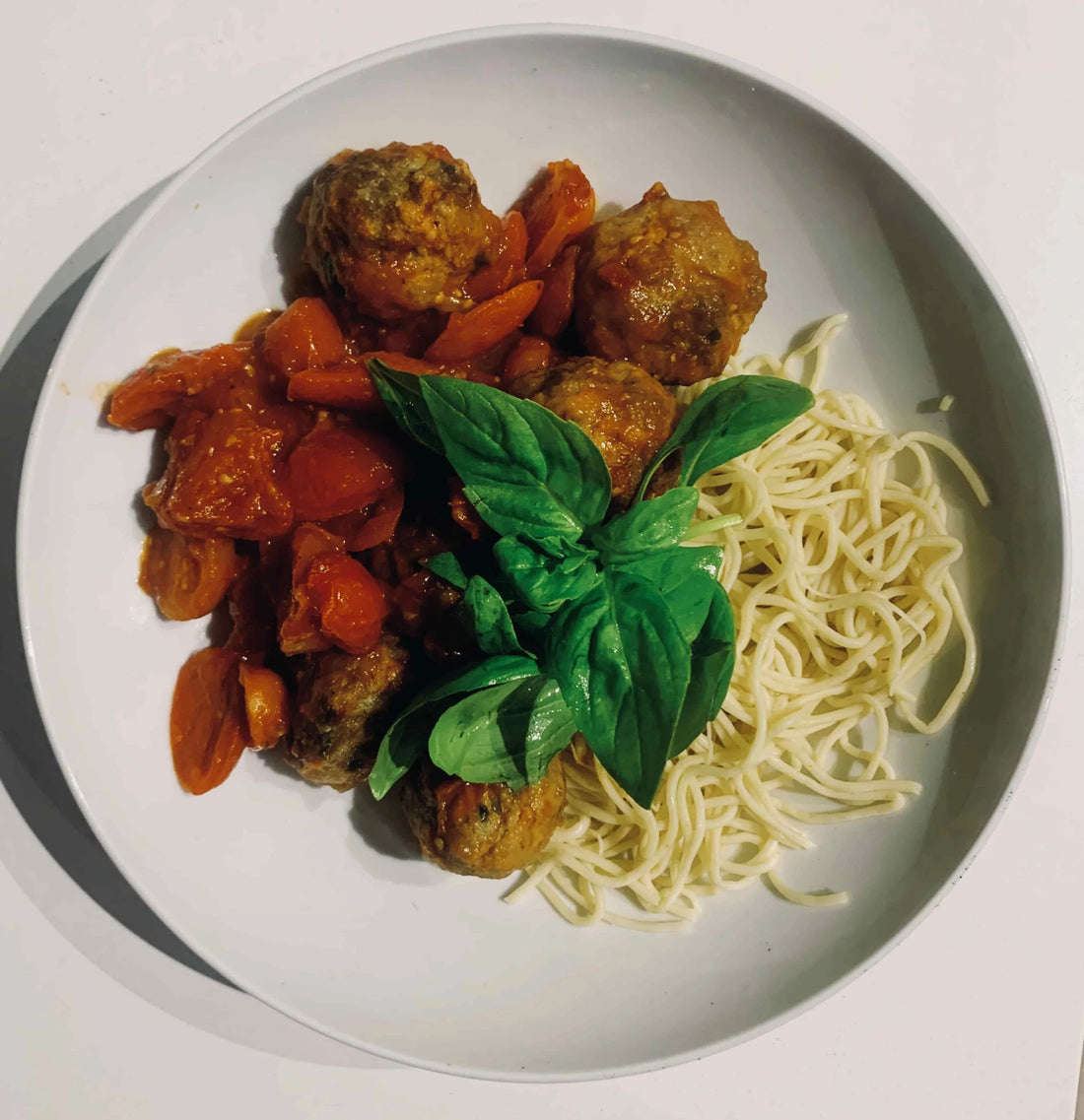 Italian-Style Meatballs with Napoli Sauce &amp; Cauli Noodles&nbsp;